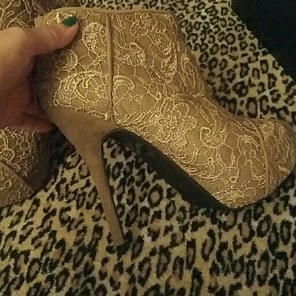 Booties - Picture 3 of 4